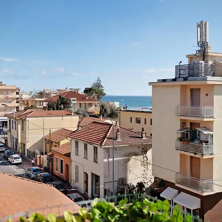 A Due Passi Dal Mare Lägenhet Bordighera
